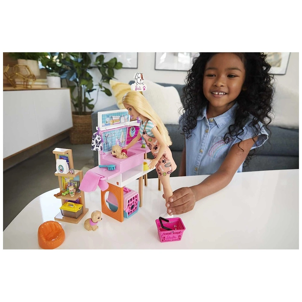 Barbie Set de juego de tienda de mascotas con 4 mascotas cambio de color y accesorios