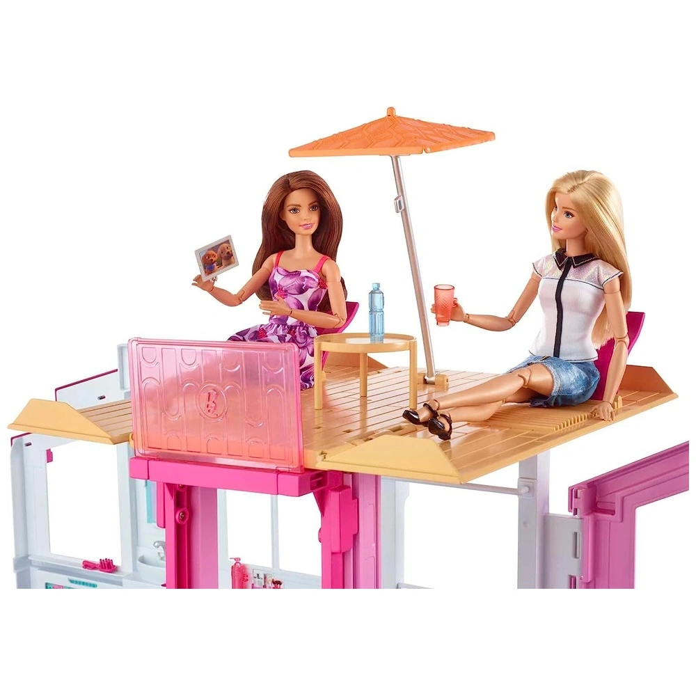 Barbie Pasaporte rosado de 3 cuentos de la casa