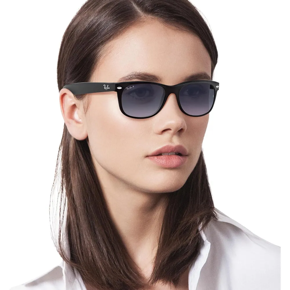 Ray-Ban RB2132 New Wayfarer Gafas de sol para hombre | Black / Blue Grey II