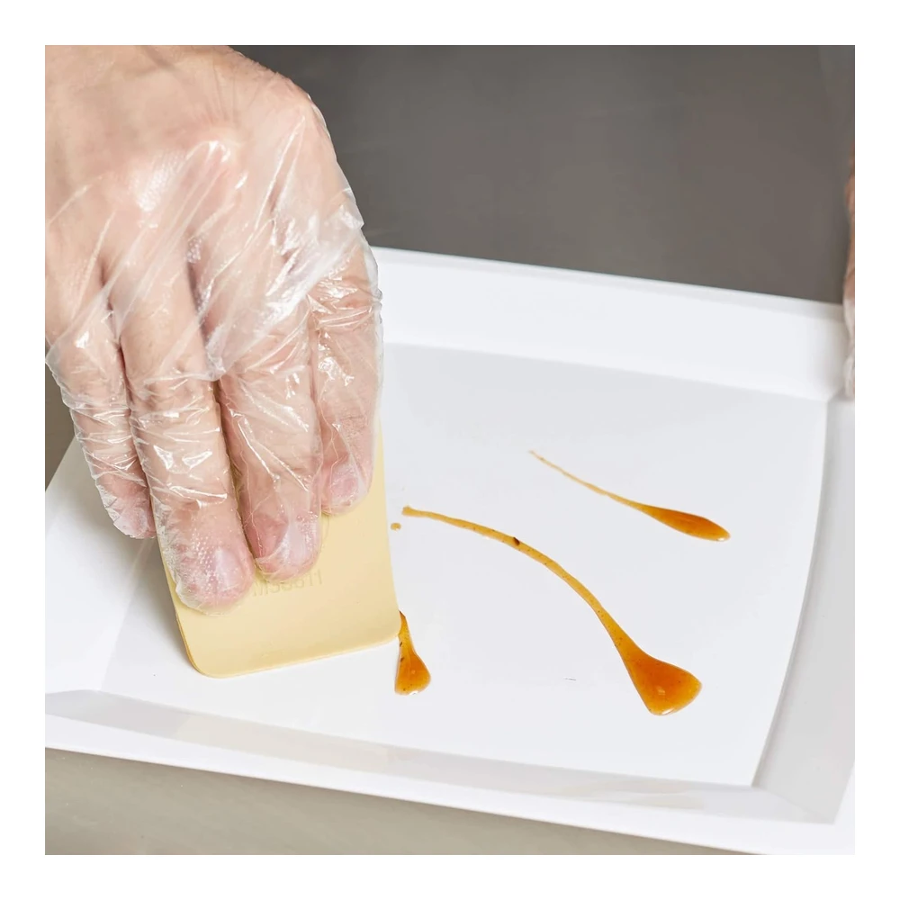 MERCER CULINARY CUÑA DE REVESTIMIENTO DE BORDE LISO DE SILICONA - AMARILLO CLARO