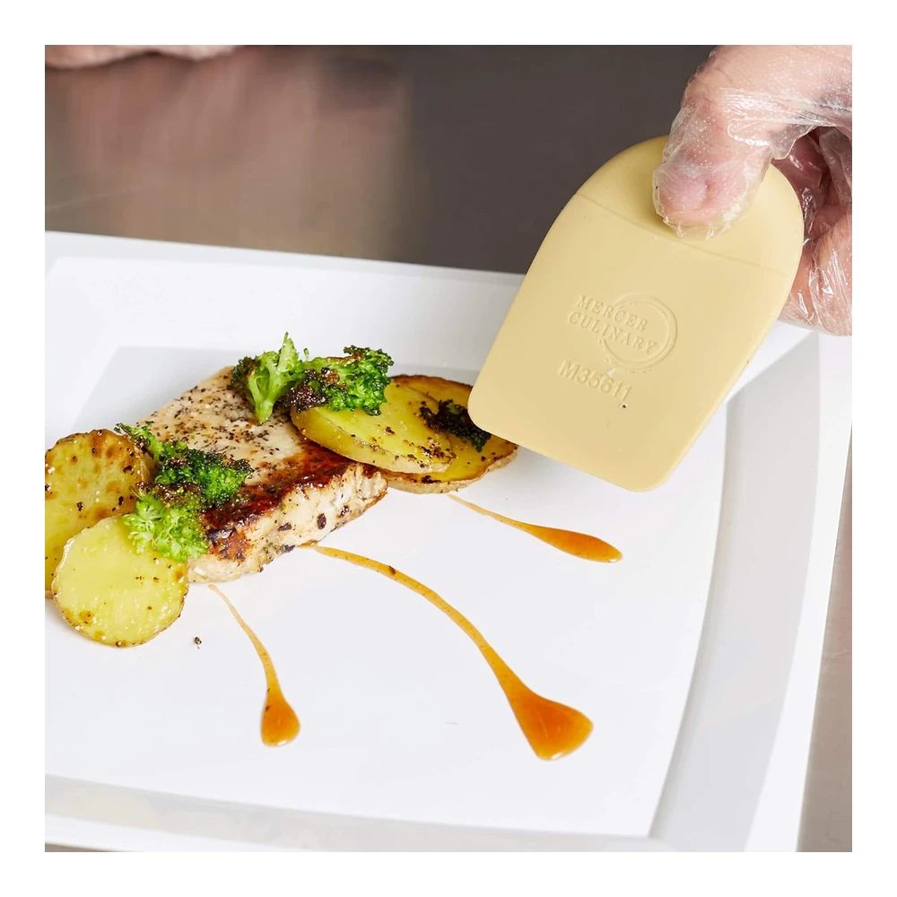 MERCER CULINARY CUÑA DE REVESTIMIENTO DE BORDE LISO DE SILICONA - AMARILLO CLARO