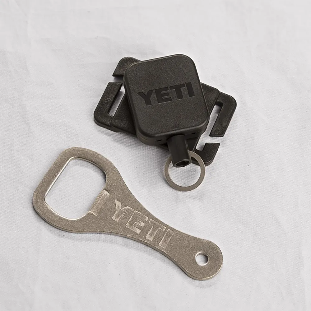 YETI Molle Zinger Retráctil con Destapador de Botellas | Negro