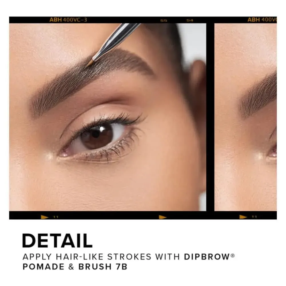 BROCHA ANGULAR DOBLE PARA CEJAS ANASTASIA