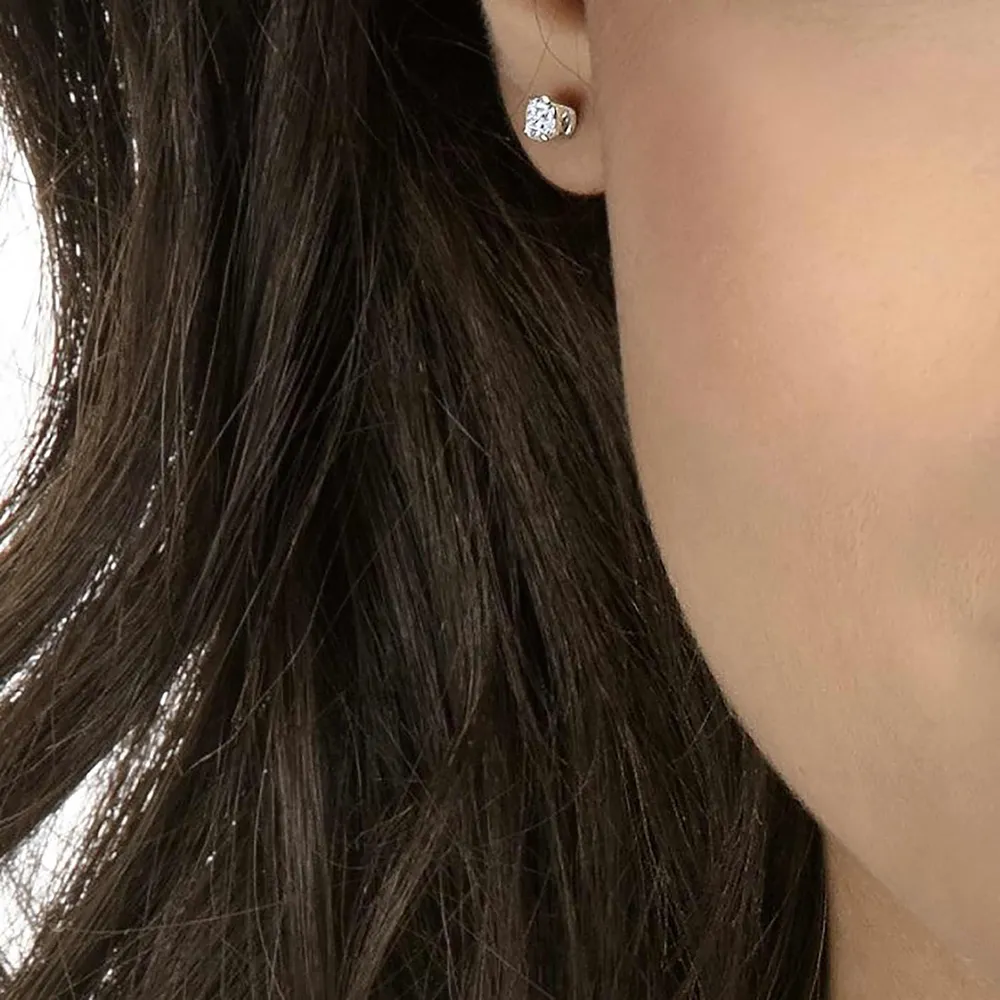 SWAROVSKI ARETES STUD ACABADO RODIO PARA MUJER | RODIO