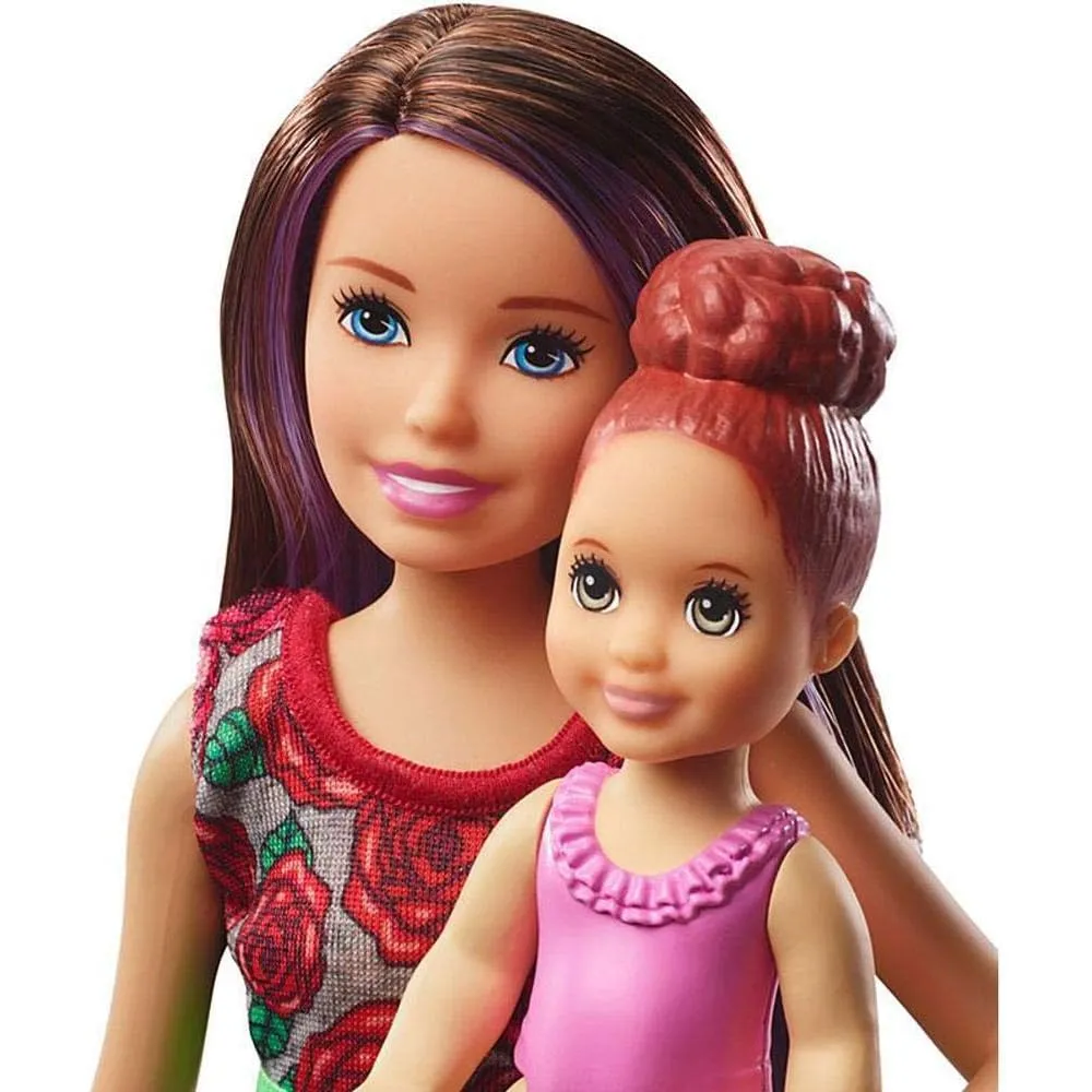 BARBIE SKIPPER SET BAÑO BABYSITTERS INC MORENA