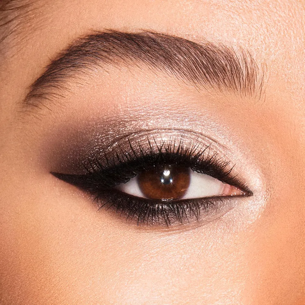 Charlotte Tilbury Paleta de sombras de ojos de lujo | The Rock Chick - gris y carbón