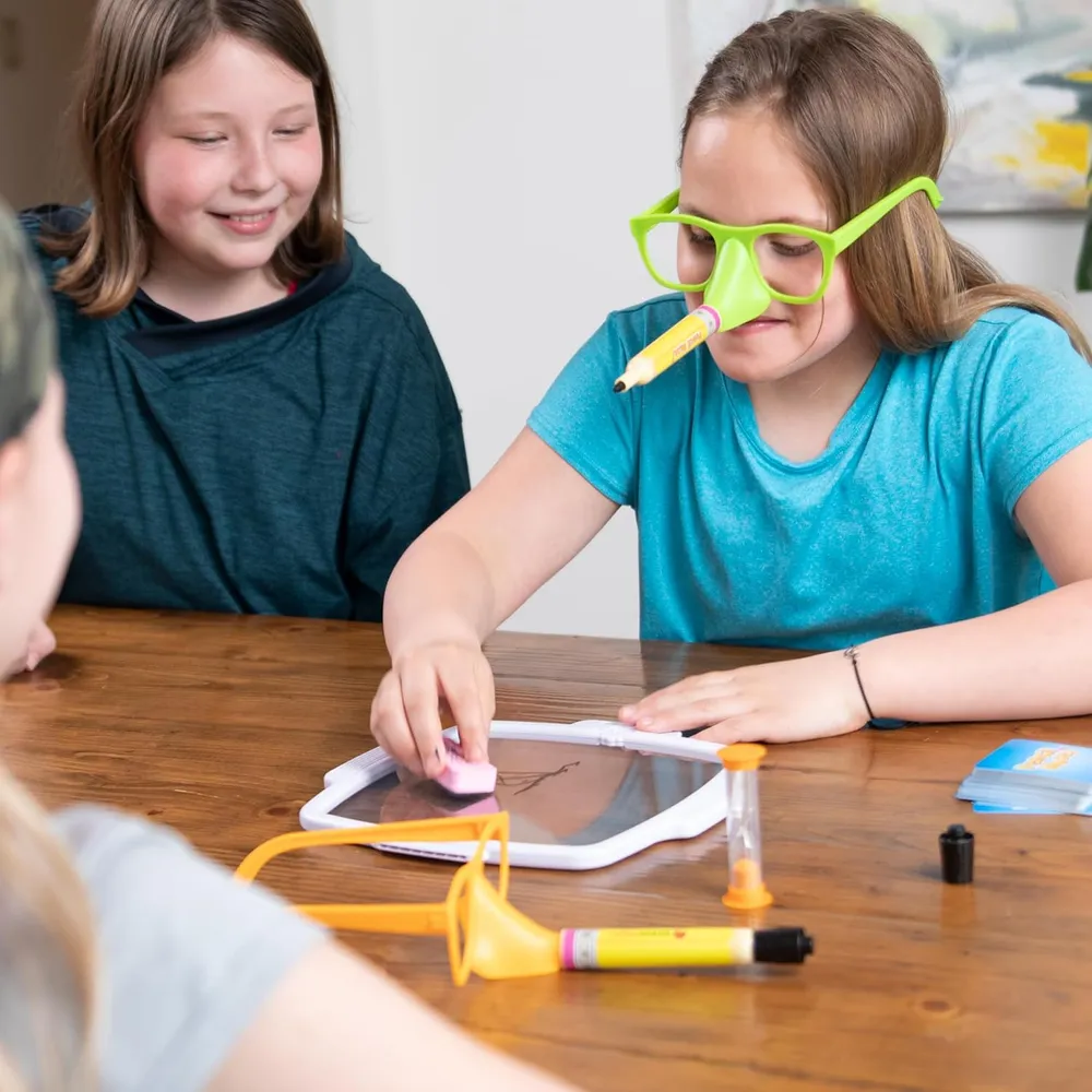 JUEGO DE MESA PENCIL NOSE FAT BRAIN