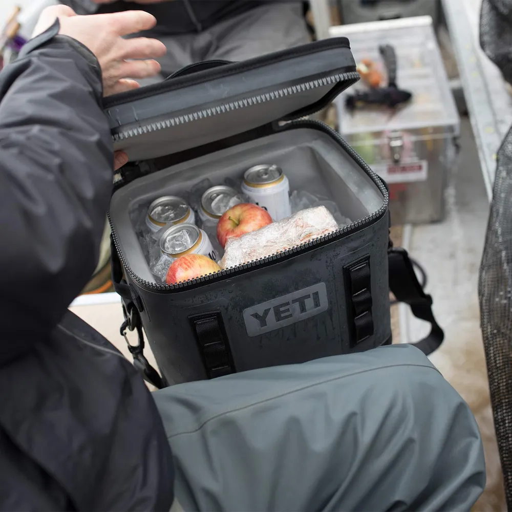YETI Hopper Flip 12 Cooler Portátil | Gris