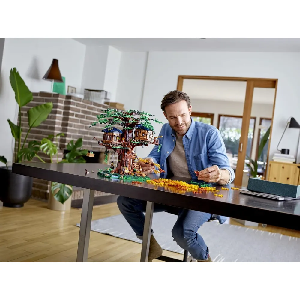 Lego Ideas casa del árbol set de construcción con cabañas y minifiguras