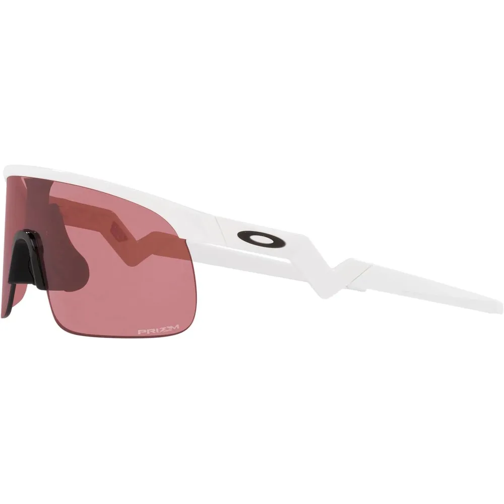 Oakley Resistor OJ9010 Gafas de sol para niños | Polished White / Prizm Dark Golf