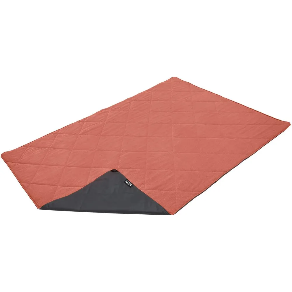 b0842cb755_2_webp.webp YETI Lowlamds Manta Multiusos con bolsita para viaje | Coral