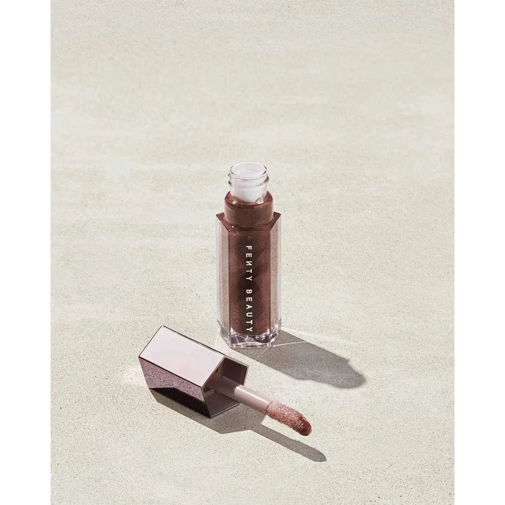 Fenty Brillo Labial Gloss Bomb tono Hot Chocolit – by Rihanna|Marrón