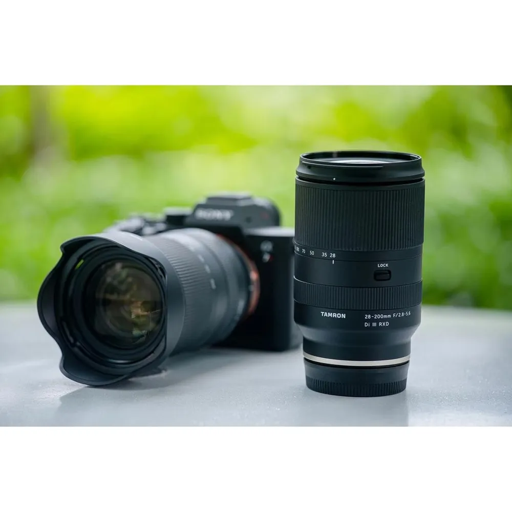 Tamron lente 2.8-20cm f/2.8-5.6 DI III RXD | Negro