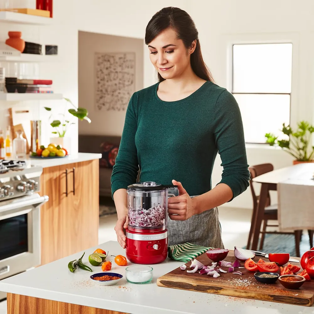 KITCHENAID KFCB519ER, PICADORA DE ALIMENTOS INALÁMBRICA 5 QT / 4.7 L | ROJO IMPERIO