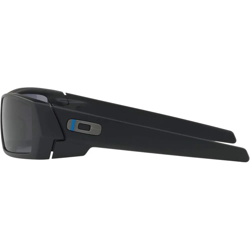 Oakley Gascan OO9014 Gafas de sol para hombre | Matte Black / Grey / Blue Line On Oakley Logo