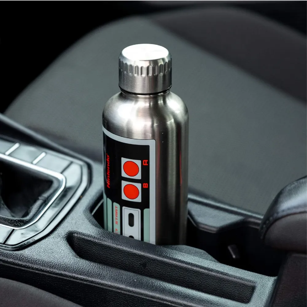 b08yz4k5sn_5_webp.webp Paladone NES, botella acero inoxidable 500 ml plateado