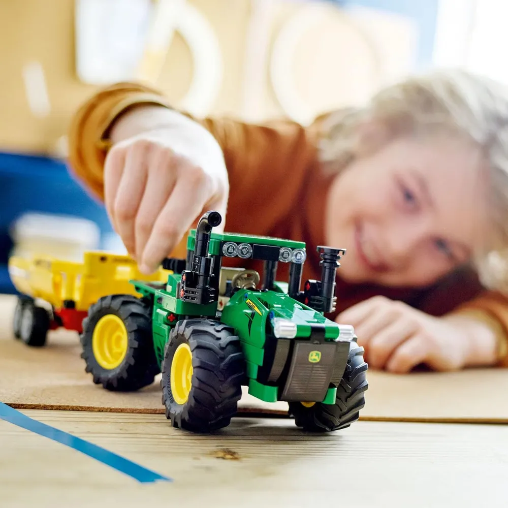 Lego Technic John Deere 9620R tractor 4x4 modelo coleccionable con remolque