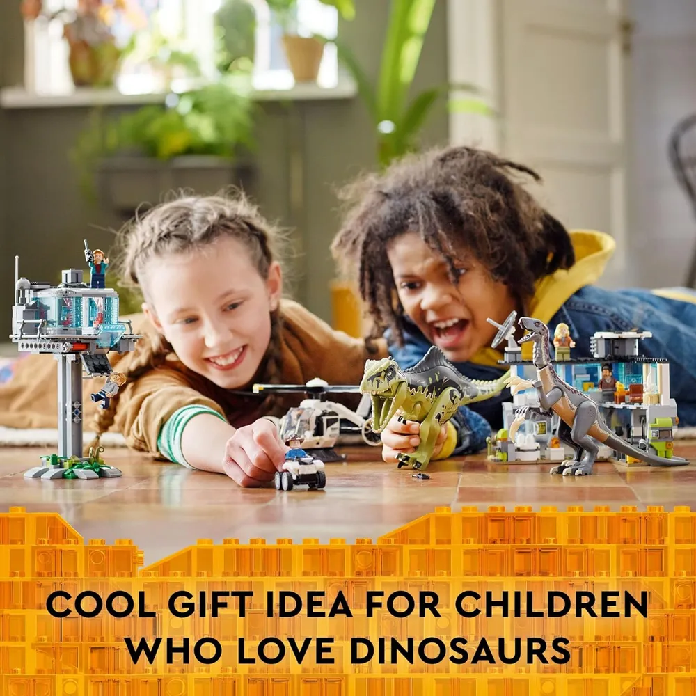 Lego Jurassic World ataque de Giganotosaurus y Therizinosaurus con figuras