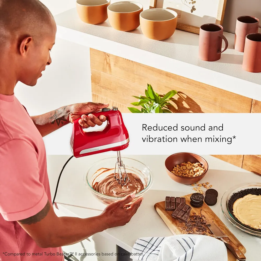 KITCHENAID, BATIDORA CON 6 VELOCIDADES CON BATIDORES DE BORDE FLEXIBLE | ROJO