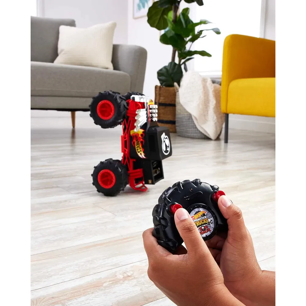 HOT WHEELS AUTO RC DEMO DERBY
