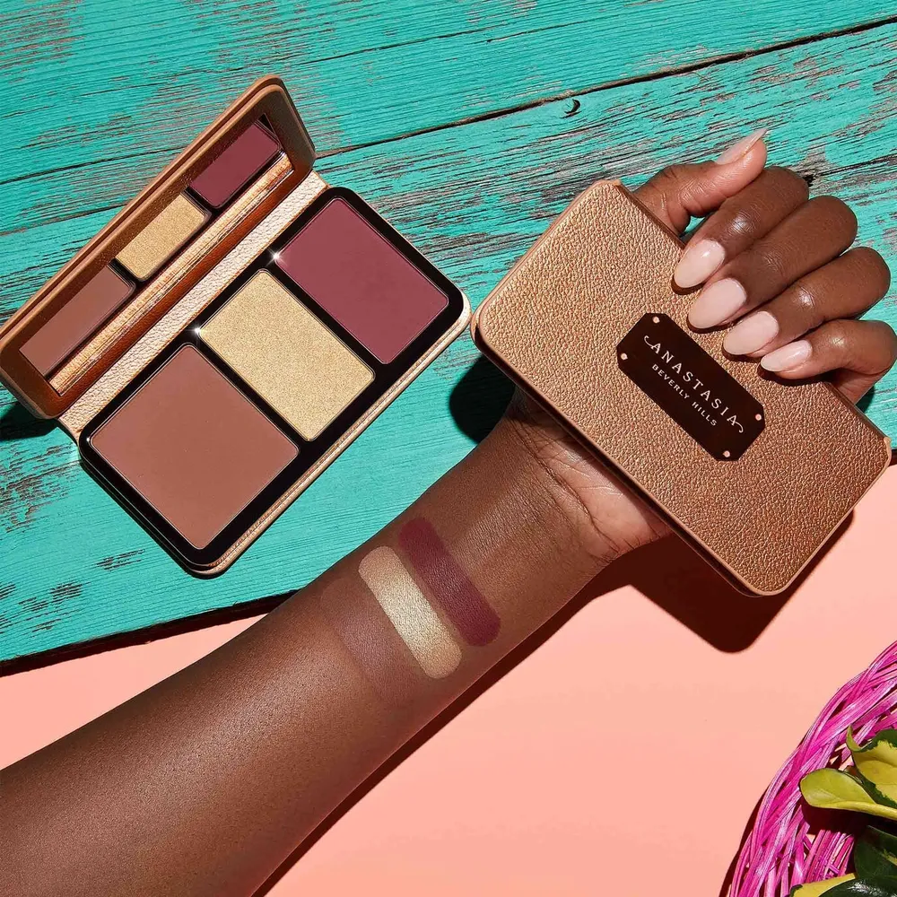 PALETA DE ROSTRO TONOS BRONCEADOS ANASTASIA