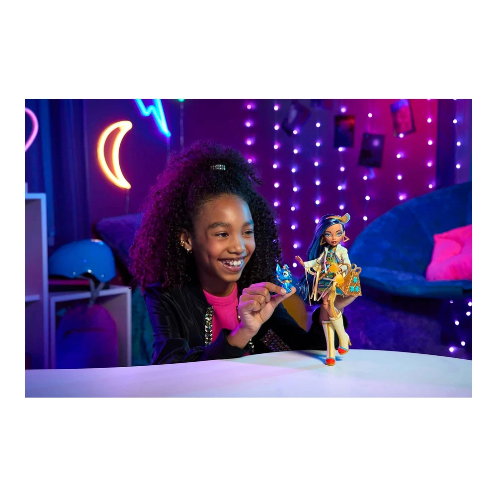 MUÑECA MONSTER HIGH CLEO DE NILE