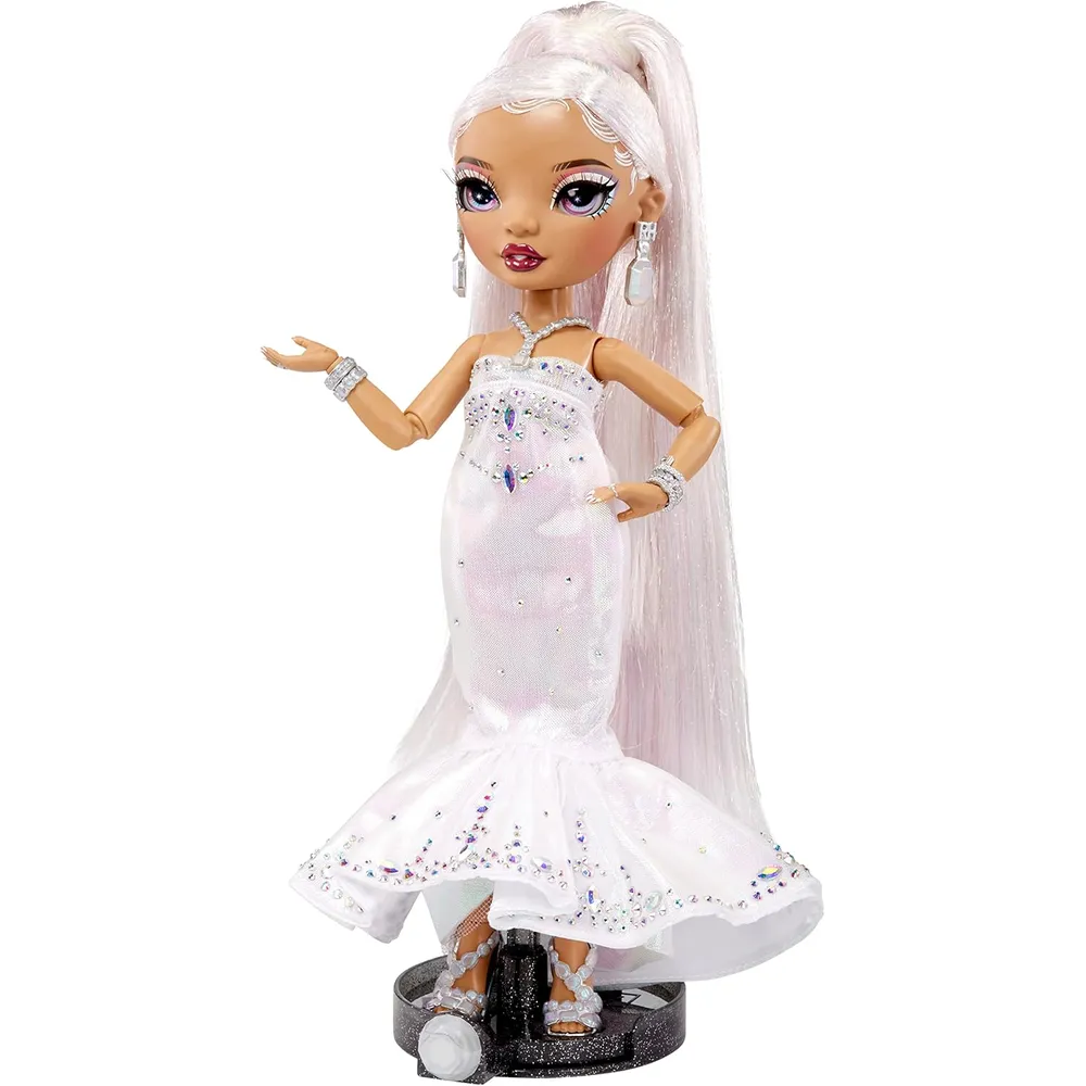 Rainbow High Roxie muñeca