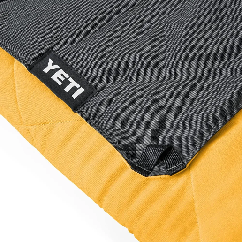 b09rn8bgtp_3_webp.webp YETI Lowlamds Manta Multiusos con bolsita para viaje | Amarillo