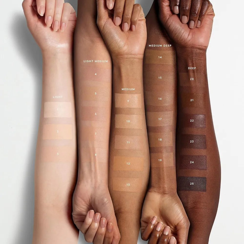 Fenty Base Ligera Eaze Drop tono 6 – by Rihanna
