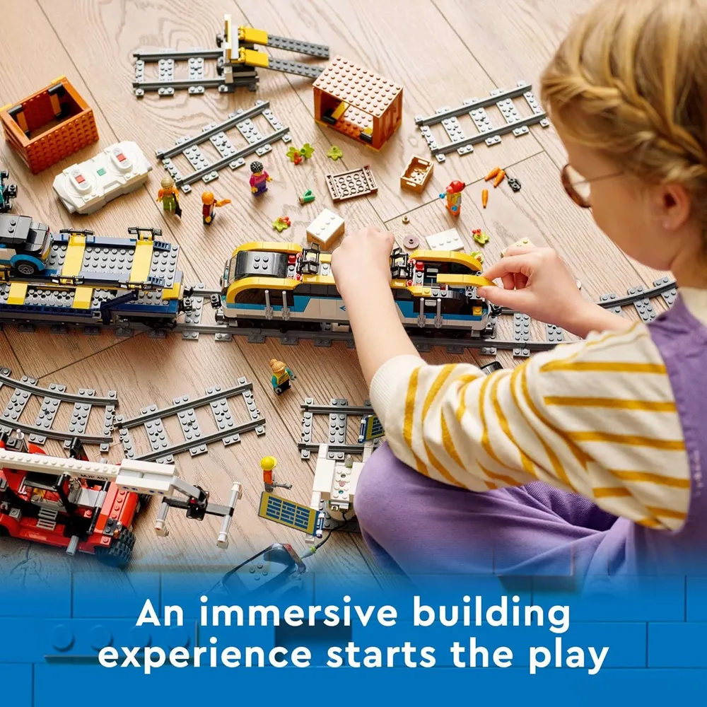 Lego City tren de mercancías juguete con control remoto y 2 vagones eléctricos