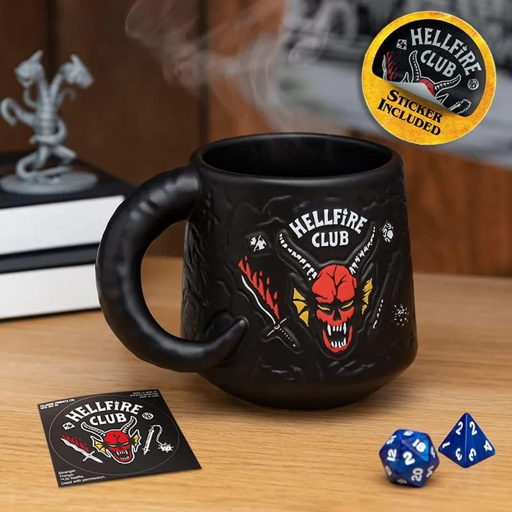 Paladone Stranger Things Hellfire Club, taza relieve 400 ml oficial