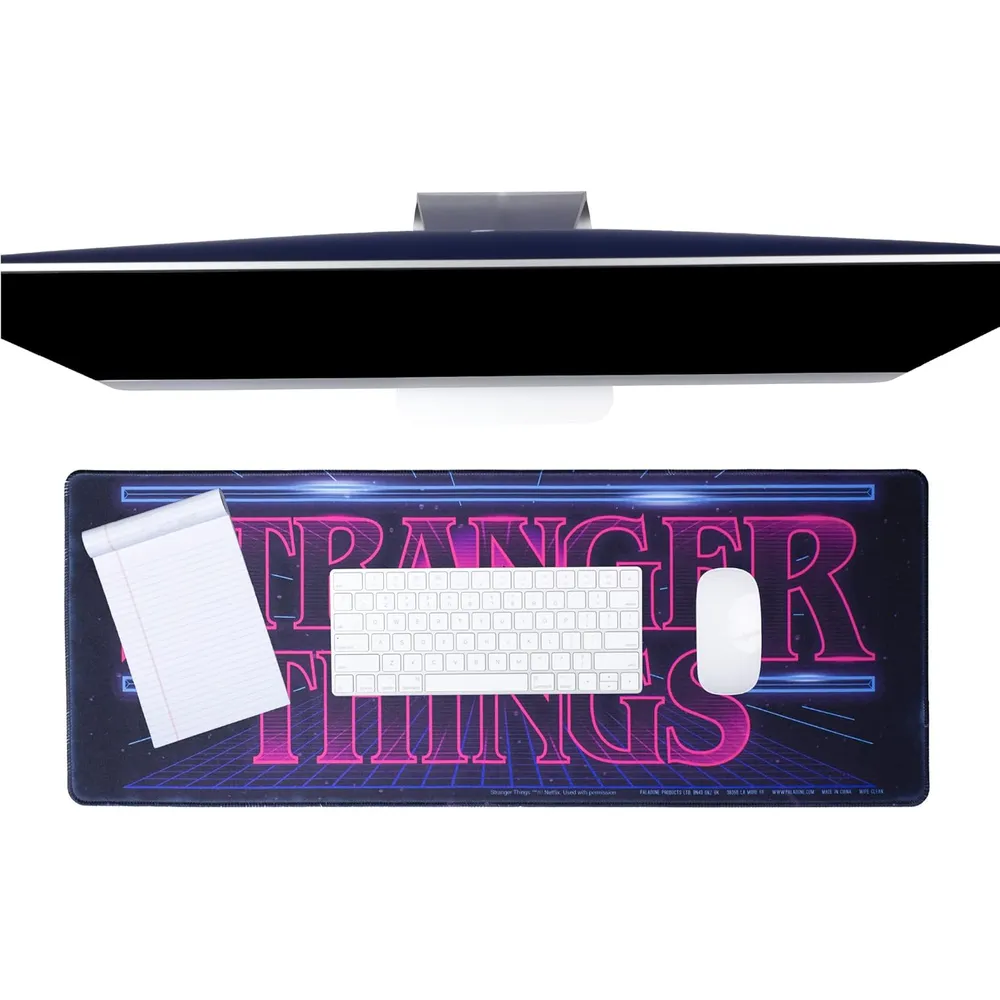 b0b1wr5plw_4_webp.webp Paladone Stranger Things, tapete de escritorio logotipo retro arcade oficial