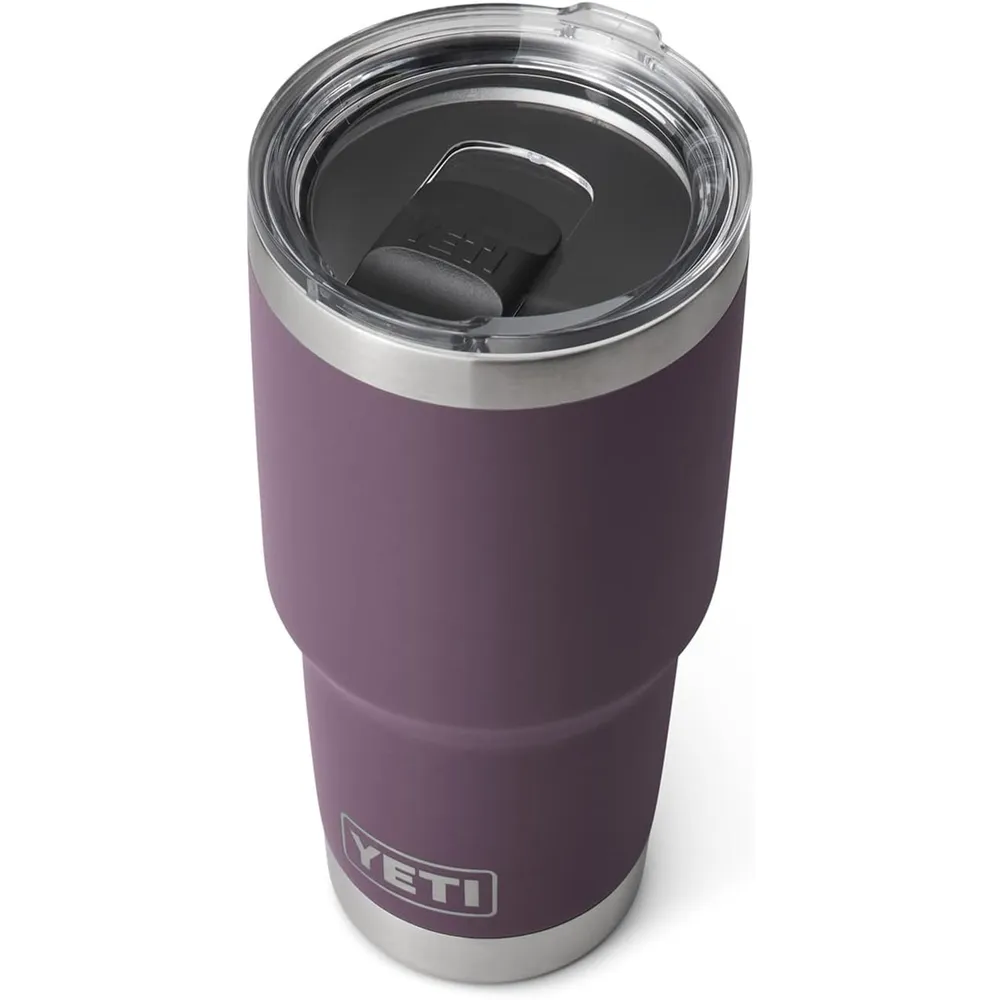 YETI Rambler Vaso de 30 oz de acero inoxidable y tapa MagSlider color morado