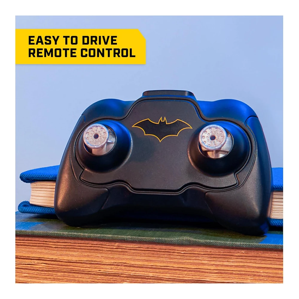 Dc Comics - Batman Batmobile Auto a Control Remoto - Fácil de Conducir con Figura de Batman de 4"