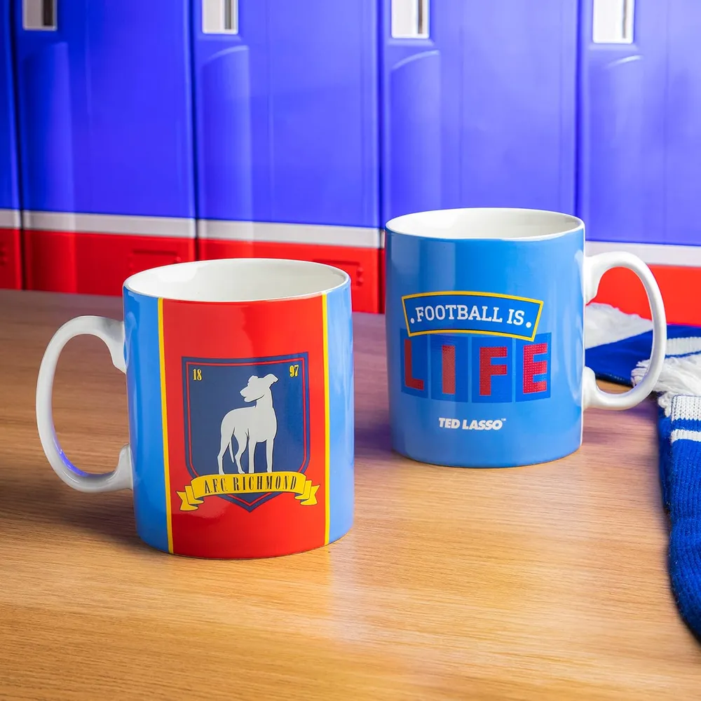 Paladone Ted Lasso, taza El Fútbol es Vida XL oficial