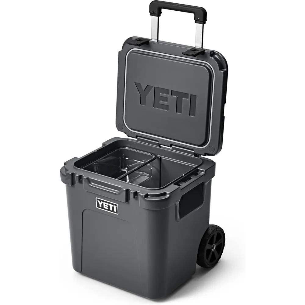 b0b7nxybvb_2_webp.webp YETI Roadie 48 Cooler Con Ruedas Y Mango Retráctil | Gris