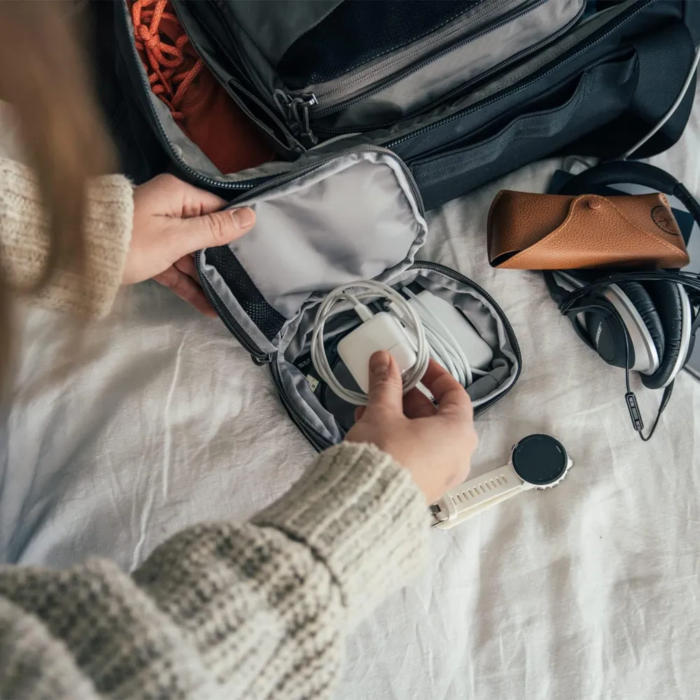YETI Crossroads Mini Bolso de Viaje Tamaño S | Gris