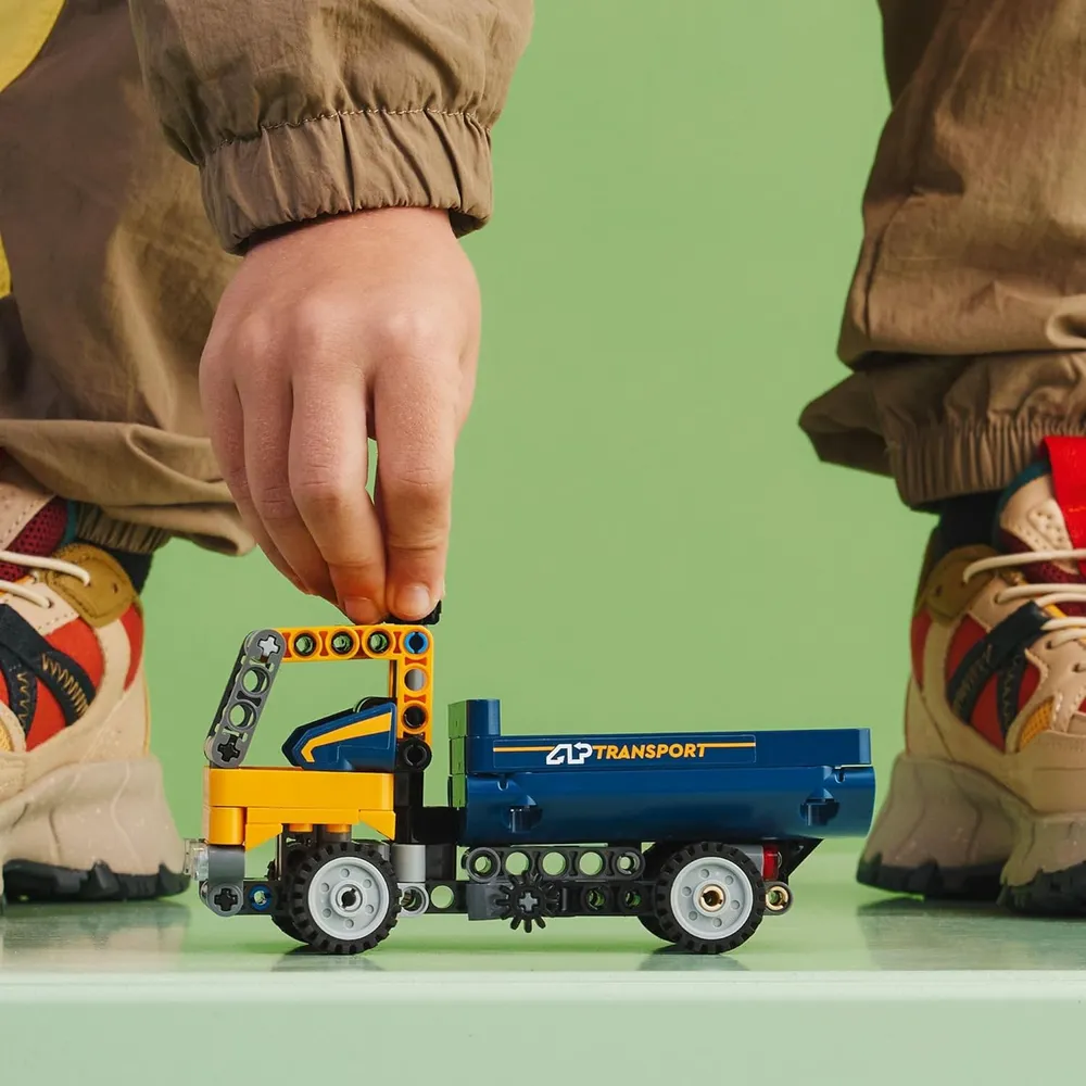Lego Technic camión volquete 2 en 1 que se transforma en excavadora juguete