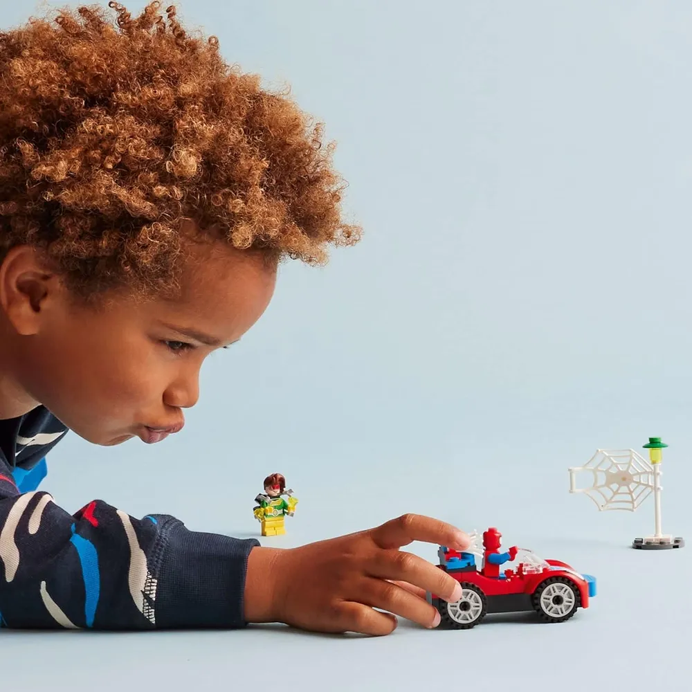 Lego Marvel coche de Spider-Man y Doctor Octopus set con piezas luminosas