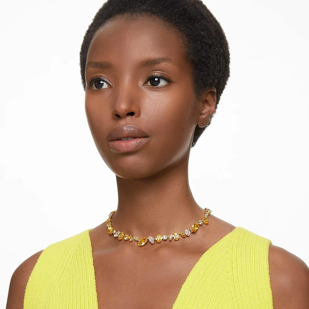 SWAROVSKI COLLAR CRISTALES MIXTOS GEMA ACABADO ORO PARA MUJER | AMARILLO