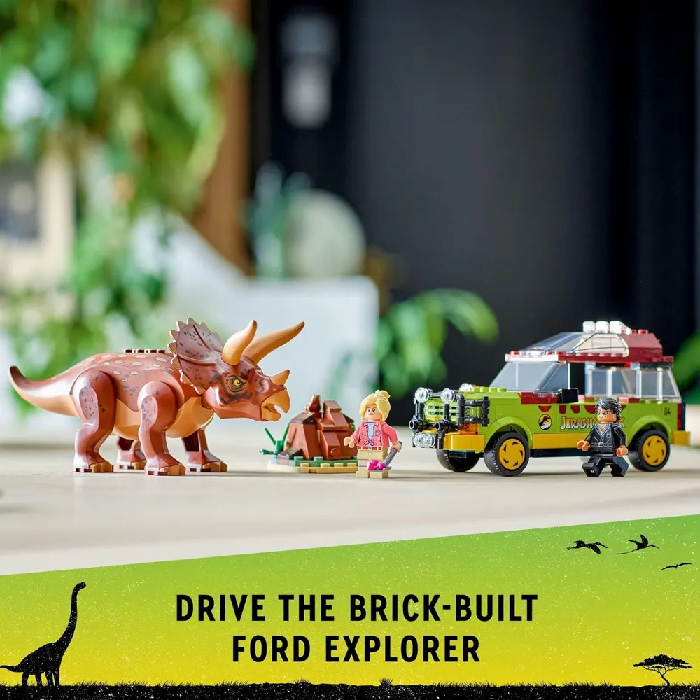 Lego Jurassic Park investigación del Triceratops set con coche y dinosaurio