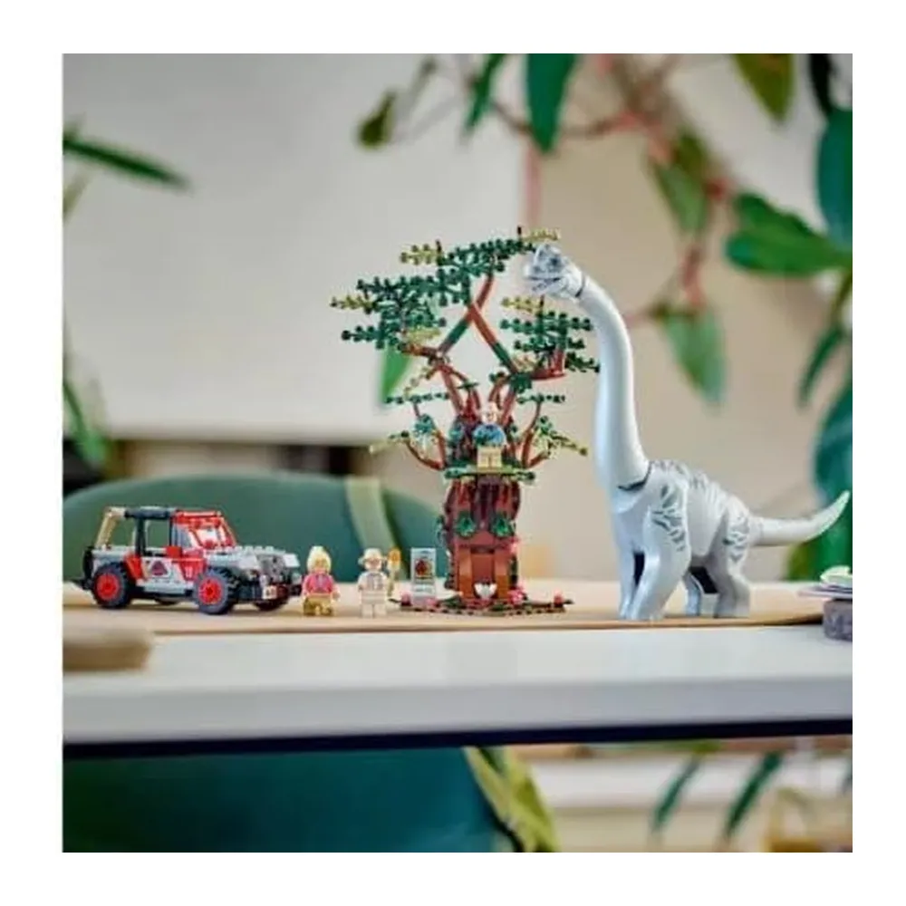 Lego Jurassic World Brachiosaurus Discovery set con dinosaurio y jeep