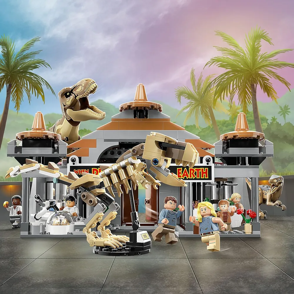 Lego Jurassic Park centro de visitantes ataque T Rex y Raptor set