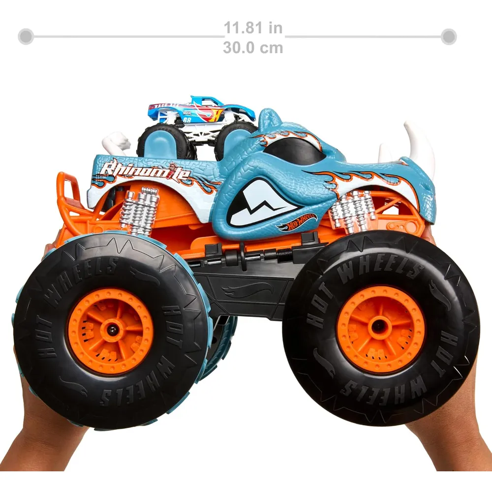 HOT WHEELS PISTA MONSTER TRUCKS