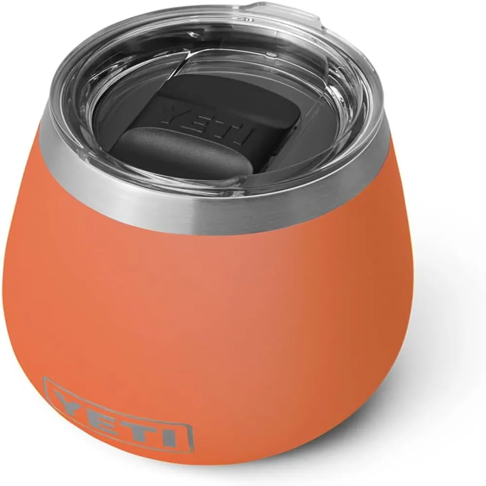 YETI Rambler Vaso de vino de 10 oz de acero inoxidable con tapa MagSlider color naranja arcilla