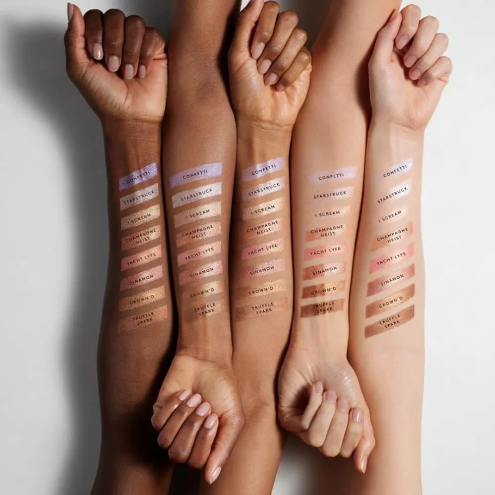 Fenty Iluminador en Barra Match Stix Shimmer tono Crown’d – by Rihanna