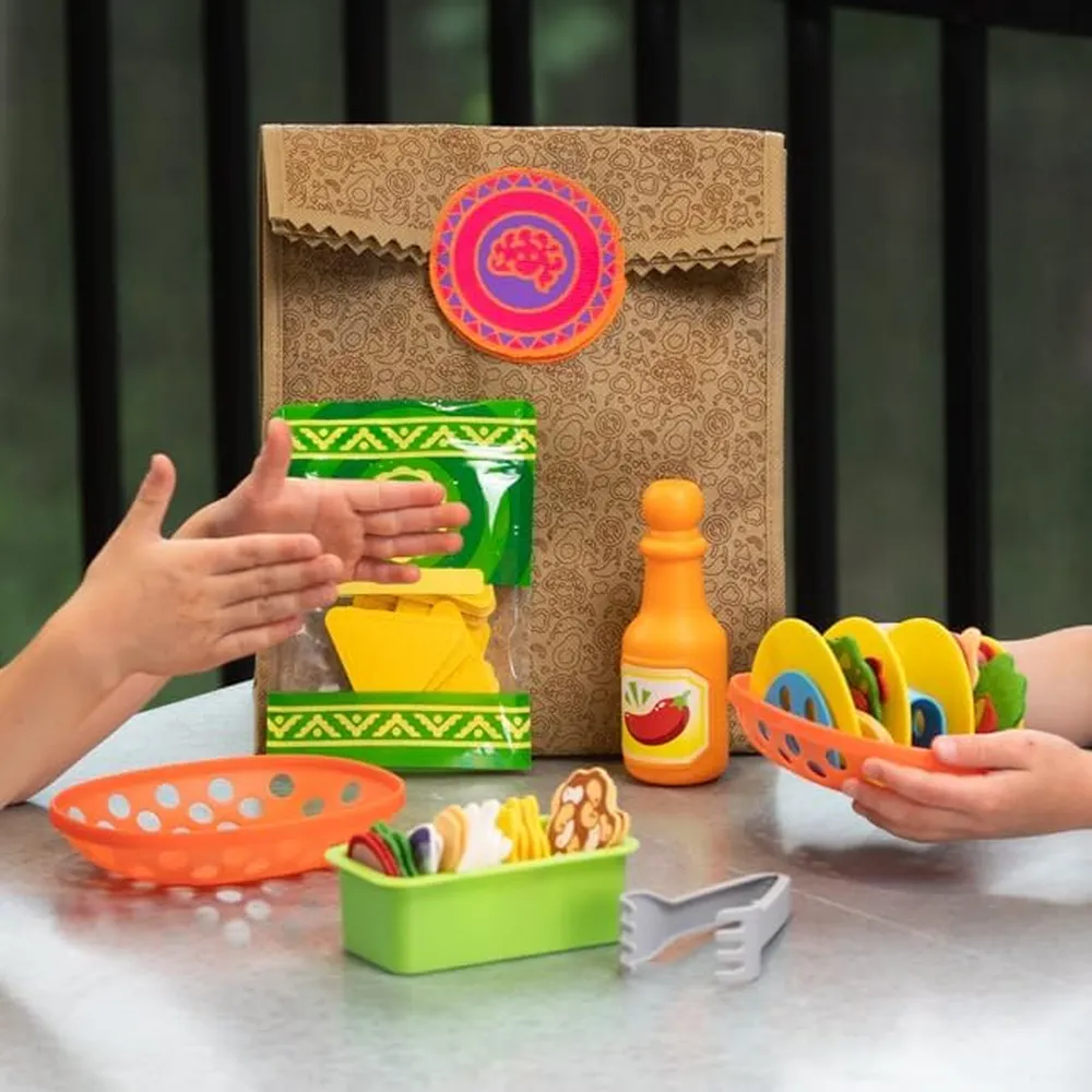 JUEGO DE NACHOS SIMULACIÓN FAT BRAIN TOYS