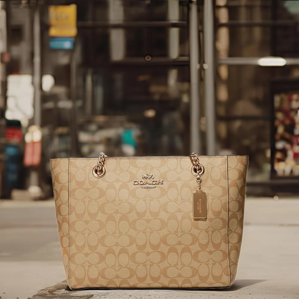 COACH Bolso con cadena Cammie | Caqui