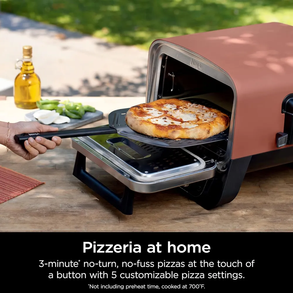NINJA HORNO DE PIZZA EXTERIOR WOODFIRE 8 EN 1, 700 °F / 371 °C | ROJO TERRACOTA