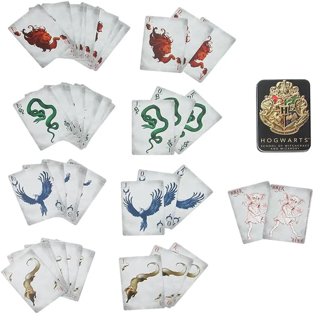 b0c6d3z3l4_4_webp.webp Paladone Hogwarts, juego de cartas casas de Harry Potter versión inglés